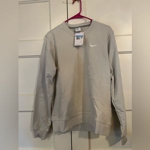 Beige Nike sweatshirt. Men’s size M. Brand new, never worn.